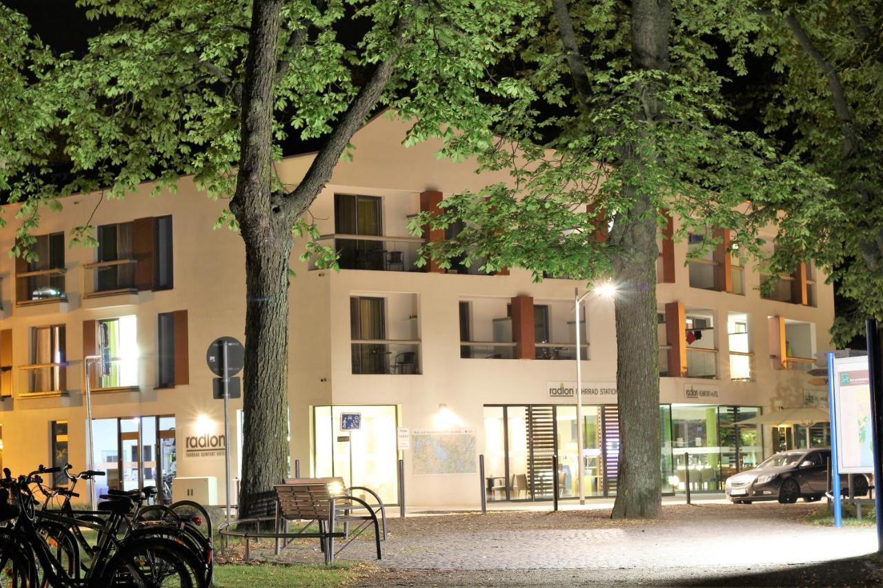 Radlon Fahrrad-Komfort-Hotel Waren  Exterior foto